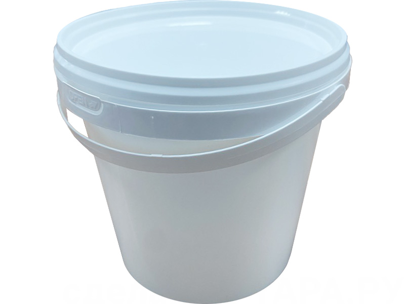 vedro_1_18l_krugloe_s_plastikovoy_ruchkoy_s_beloy_kryshkoy_kod_36243.jpg